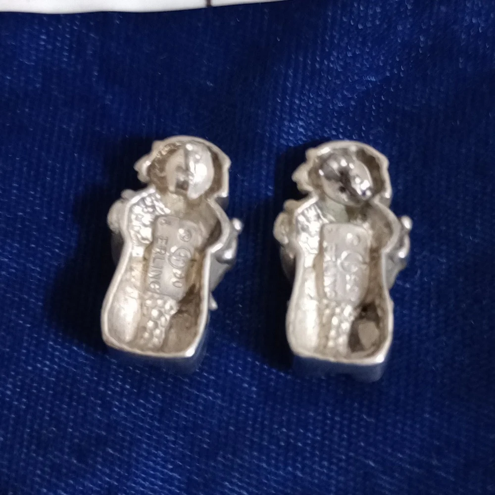 Storyteller Vintage Native American Sterling Silver  Stud Earrings - Picture 7 of 14